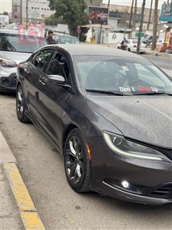 Chrysler 200